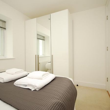 New Oxford Street Apartment ลอนดอน ภายนอก รูปภาพ